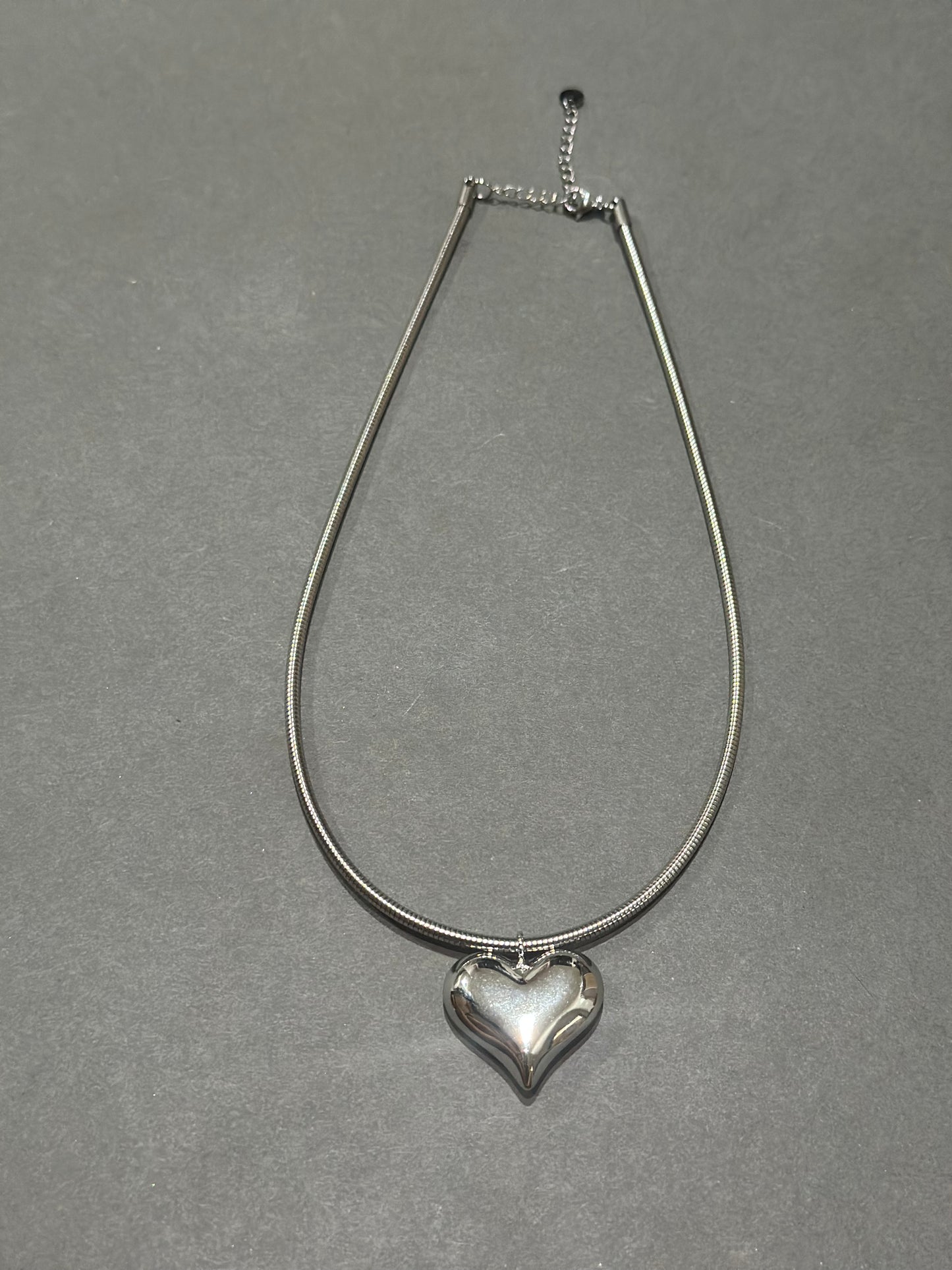 One Heart, One Love Collier